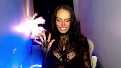Snapshot of mikeyalawi03 chatting on 05.20.26 Mistress MikeyAlawi online show from 05.20.26