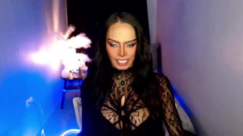 Snapshot of mikeyalawi03 chatting on 05.21.26 Mistress MikeyAlawi online show from 05.21.26