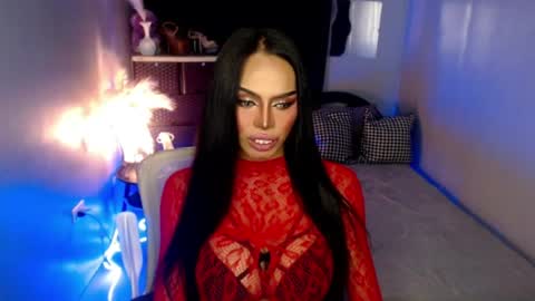 Snapshot of mikeyalawi03 chatting on 05.31.26 Mistress MikeyAlawi online show from 05.31.26