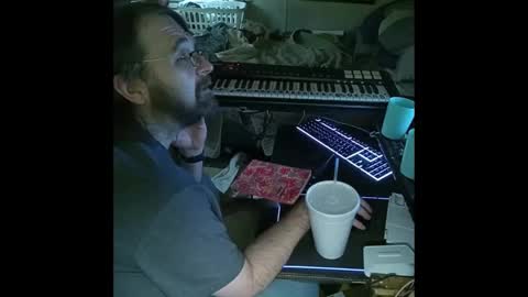 Mikey online show from 12.04.24