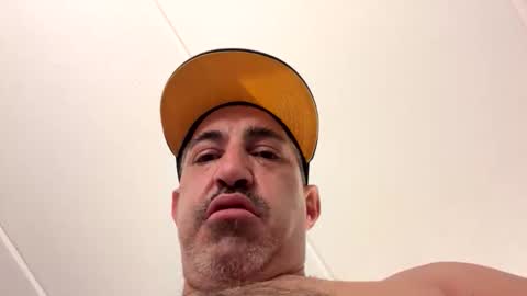 Snapshot of mikeymeatballs chatting on 03.27.26 mikeymeatballs online show from 03.27.26