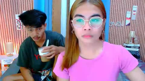 Snapshot of mikhayla_and_zeus_room chatting on 11.04.25 Mikhayla and Zeus online show from 11.04.25