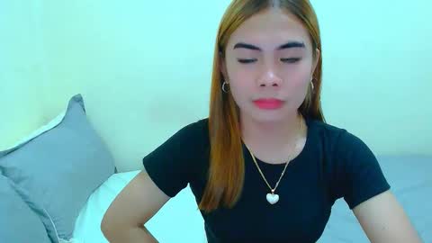 Snapshot of mikhayla_and_zeus_room chatting on 01.06.26 Mikhayla and Zeus online show from 01.06.26