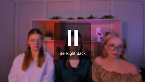 miki_ti online show from 10.18.25