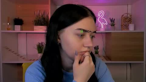 miki_ti online show from 12.15.25