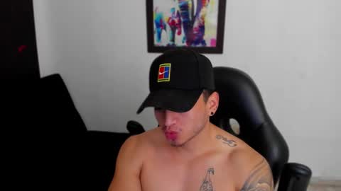 MIKKE online show from 10.13.25