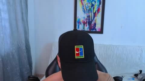 MIKKE online show from 11.18.25