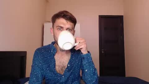 Snapshot of mikw63 chatting on 06.14.26 Sin online show from 06.14.26