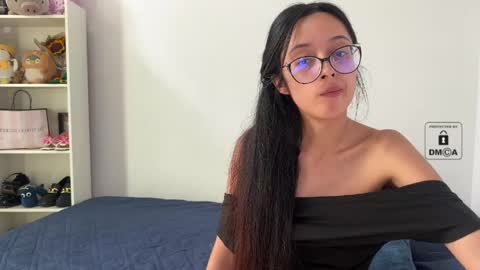 Snapshot of mila_2315 chatting on 05.14.26 Mila and albert online show from 05.14.26