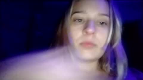 Mila 420 online show from 11.04.25