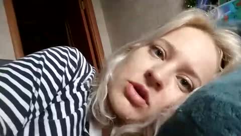 Snapshot of mila_420 chatting on 04.28.26 Mila 420 online show from 04.28.26