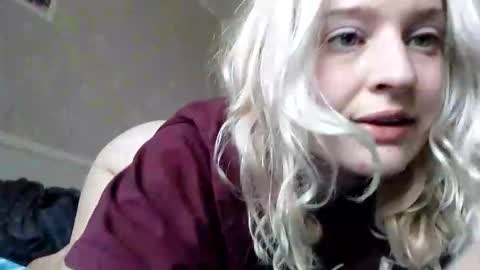 Snapshot of mila_420 chatting on 05.26.26 Mila 420 online show from 05.26.26