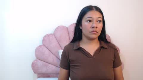 Snapshot of mila_adamss chatting on 04.19.26 mila_adamss online show from 04.19.26