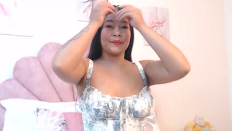Snapshot of mila_adamss chatting on 05.02.26 mila_adamss online show from 05.02.26