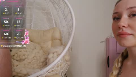 mila_bananaa online show from 04.11.26