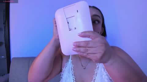 Snapshot of mila_chic chatting on 02.22.26 mila online show from 02.22.26