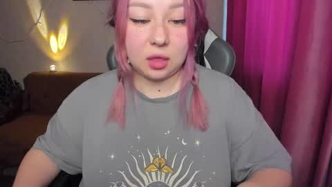 Mila shy sensual person  online show from 11.30.25