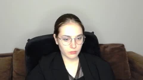 mila_keyy online show from 03.13.26