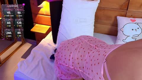 Snapshot of mila_kiitty chatting on 02.08.25 Milena online show from 02.08.25