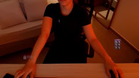 Snapshot of mila_kiitty chatting on 02.27.26 Milena online show from 02.27.26