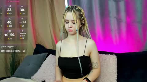 mila_kinor online show from 12.31.24