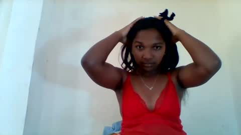 Snapshot of mila_lunah chatting on 06.22.26 mila_lunah online show from 06.22.26