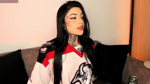     online show from 05.08.26