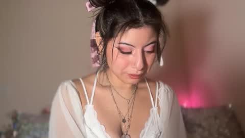 Snapshot of mila_quetzal chatting on 01.15.26 Mila online show from 01.15.26