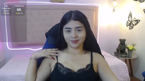 Snapshot of mila_quin chatting on 04.19.26 mila_quin online show from 04.19.26