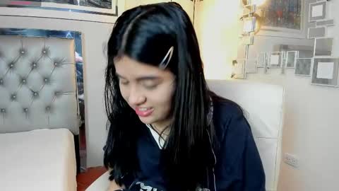 Snapshot of mila_quin chatting on 06.01.26 mila_quin online show from 06.01.26