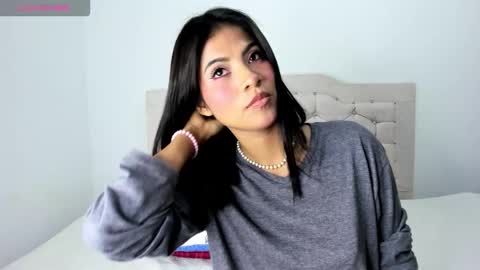 laura online show from 11.01.25