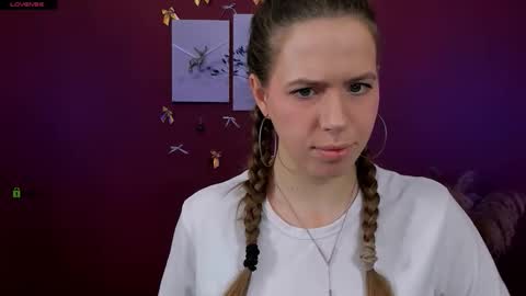 Snapshot of mila_way_ chatting on 01.10.26 Sweet Mila online show from 01.10.26