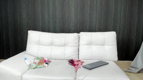          online show from 01.14.25