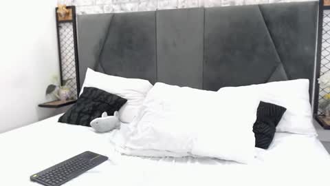 Snapshot of milaaadams chatting on 01.19.25 mila online show from 01.19.25