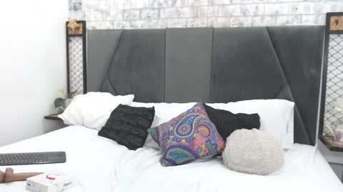 Snapshot of milaaadams chatting on 02.03.25 mila online show from 02.03.25