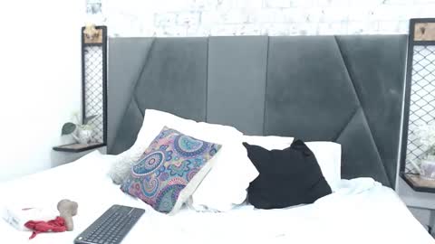 Snapshot of milaaadams chatting on 02.09.25 mila online show from 02.09.25