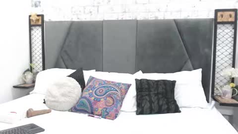 Snapshot of milaaadams chatting on 02.20.25 mila online show from 02.20.25