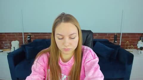 Snapshot of milaaddam chatting on 02.02.26 Milla online show from 02.02.26