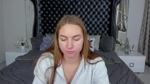 Snapshot of milaaddam chatting on 02.08.26 Milla online show from 02.08.26