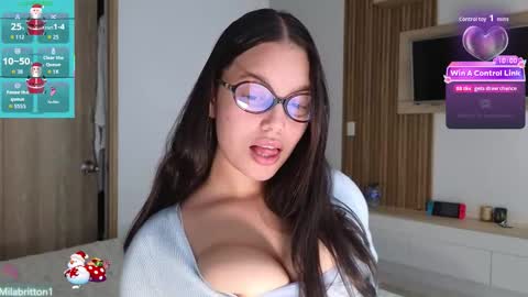 Vale online show from 12.20.25