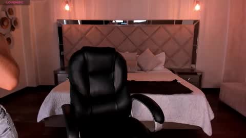 Mila online show from 11.03.25