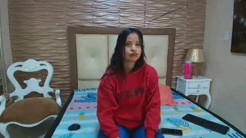 Snapshot of miladiosa chatting on 01.13.26 miladiosa online show from 01.13.26