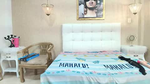 Snapshot of miladiosa chatting on 02.26.26 miladiosa online show from 02.26.26