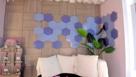    online show from 01.08.26