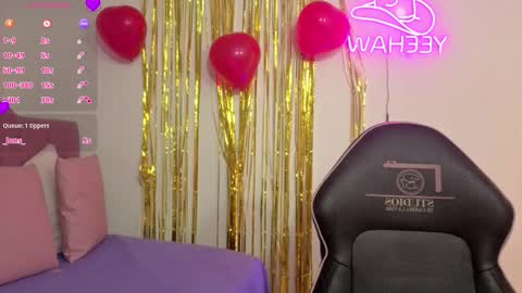 Snapshot of milah_tay chatting on 02.24.26 milah_tay online show from 02.24.26