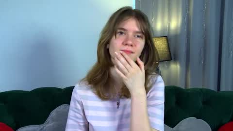 Mila online show from 04.05.26