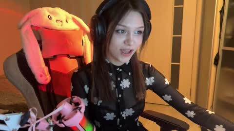 milamiuu online show from 01.11.26