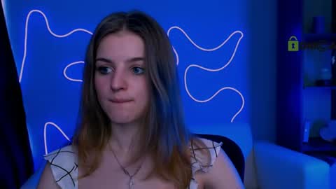 Snapshot of milamiuuu chatting on 06.17.26 milamiuuu online show from 06.17.26