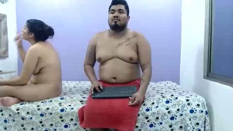 milan and sofia online show from 11.19.25