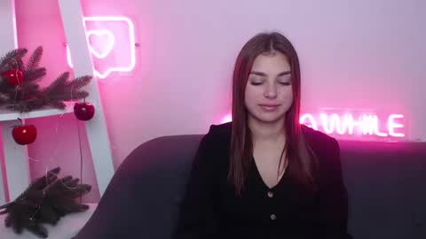 milanaangelas online show from 12.30.24